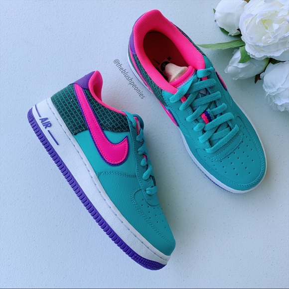 Nike Shoes - Nike Air Force 1 NWT